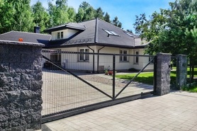 Bramy wypełnione panelem 3d